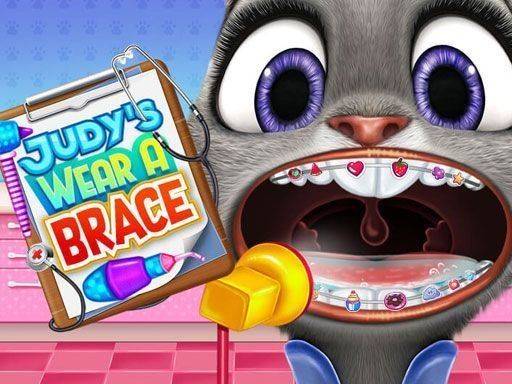Judy's New Brace: Makeover Game