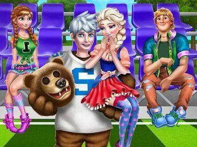 High School Couples Online Game